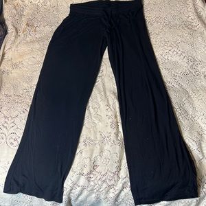 Gilligan & O’Malley size small